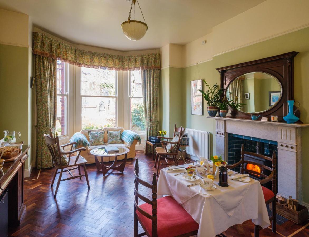 Ravenhill House Bed & Breakfast เบลฟาสต์ ภายนอก รูปภาพ